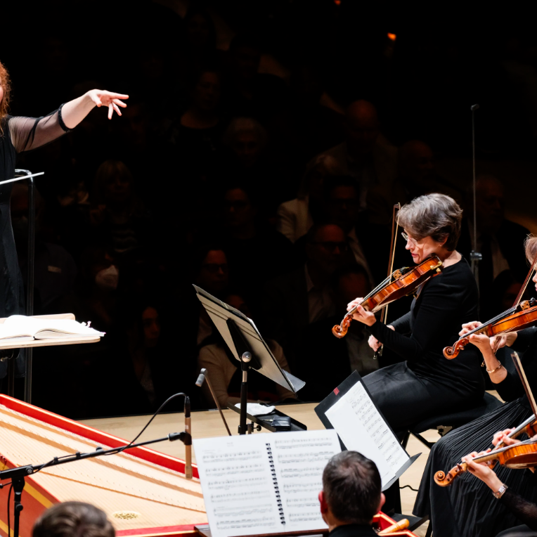 NY Phil Presents: Sorrell Conducts Mozart's Symphony No. 40